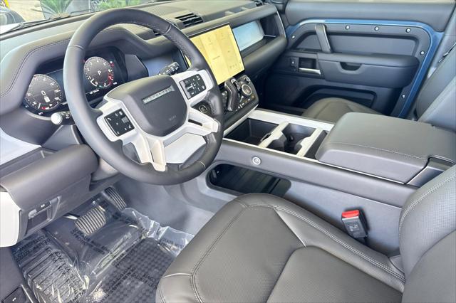 2026 Land Rover Defender P400 X-Dynamic SE