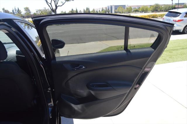 2018 Chevrolet Cruze LS Auto