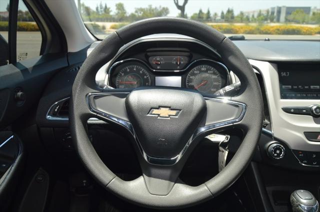 2018 Chevrolet Cruze LS Auto