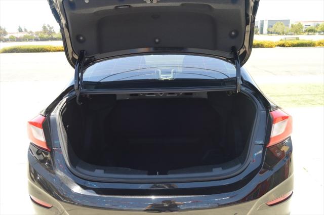 2018 Chevrolet Cruze LS Auto