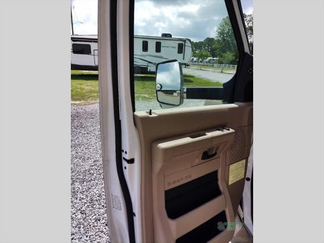 2016 Ford E-450 Cutaway Unknown