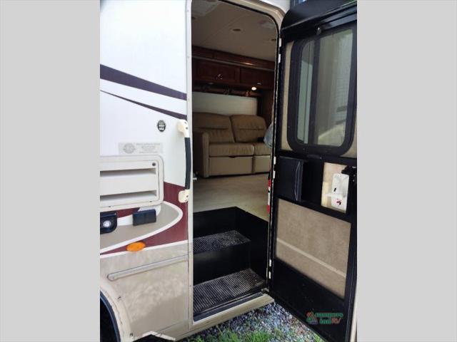 2016 Ford E-450 Cutaway Unknown