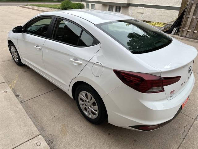 2020 Hyundai Elantra SE