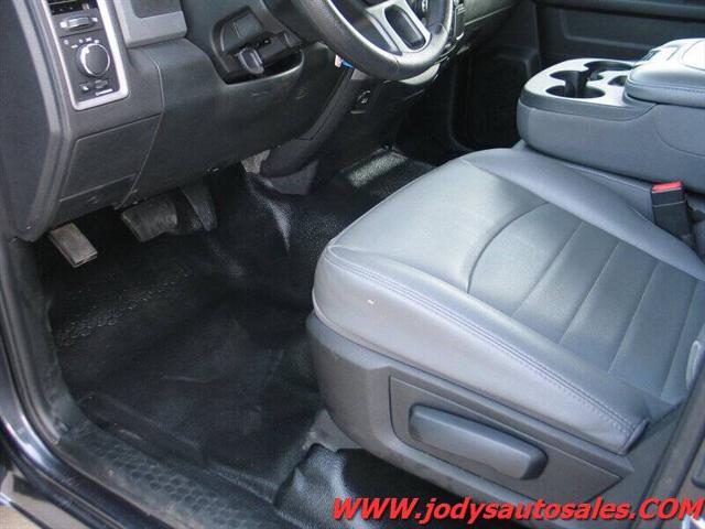 2017 Ram 1500 Tradesman Crew Cab 4x4 5'7" Box