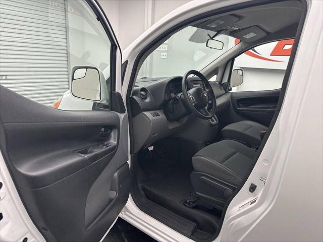 2017 Nissan NV200 SV
