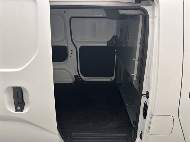 2017 Nissan NV200 SV