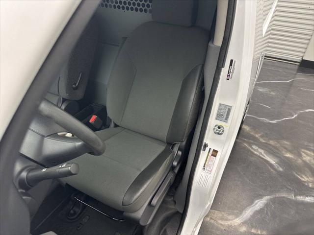 2017 Nissan NV200 SV