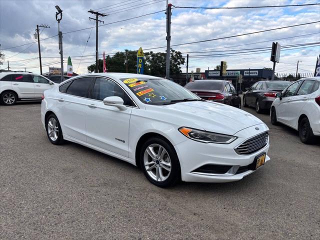 2018 Ford Fusion Hybrid SE