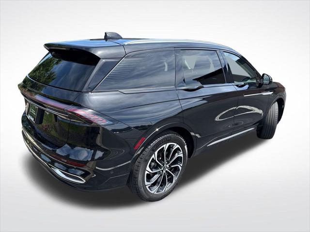 2024 Lincoln Nautilus Reserve