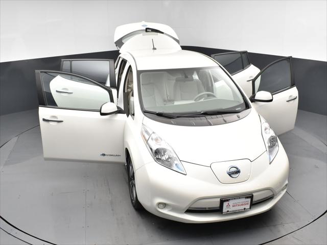 2017 Nissan LEAF SV