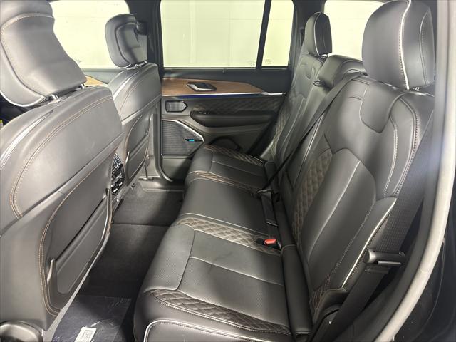 2026 Jeep Grand Cherokee Summit 4x4