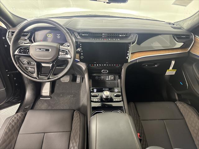 2026 Jeep Grand Cherokee Summit 4x4