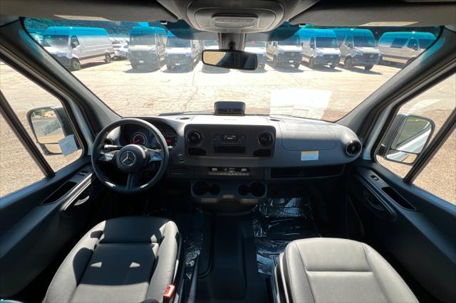 2025 Mercedes-Benz Sprinter 2500 Standard Roof 4-Cyl Diesel