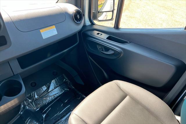 2025 Mercedes-Benz Sprinter 2500 Standard Roof 4-Cyl Diesel