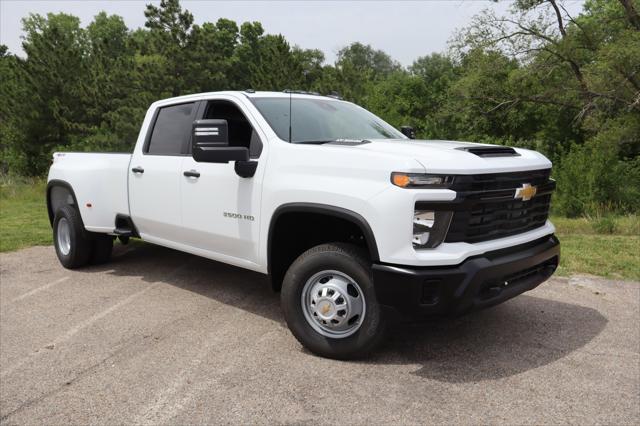2026 Chevrolet Silverado 3500HD Crew Cab, Long Bed, WT Dual Rear Wheel, RWD