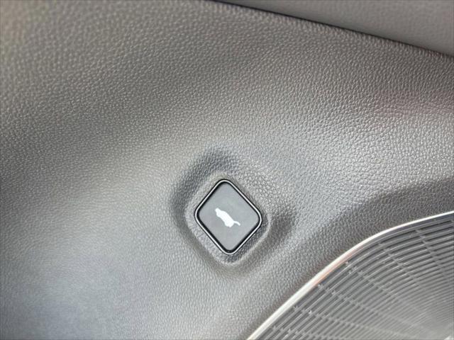 2023 Acura MDX Standard