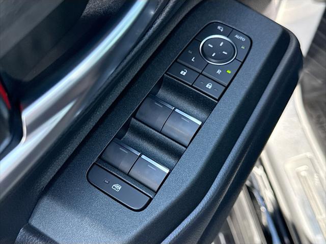 2026 Toyota Land Cruiser 4WD (Natl)