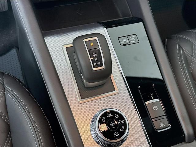 2026 Nissan Rogue Plug-In Hybrid Platinum
