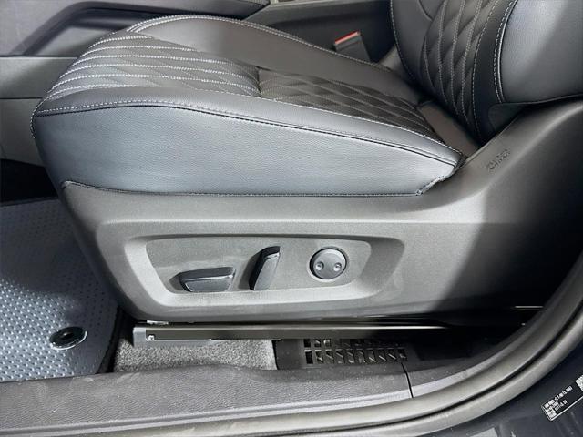 2026 Nissan Rogue Plug-In Hybrid Platinum
