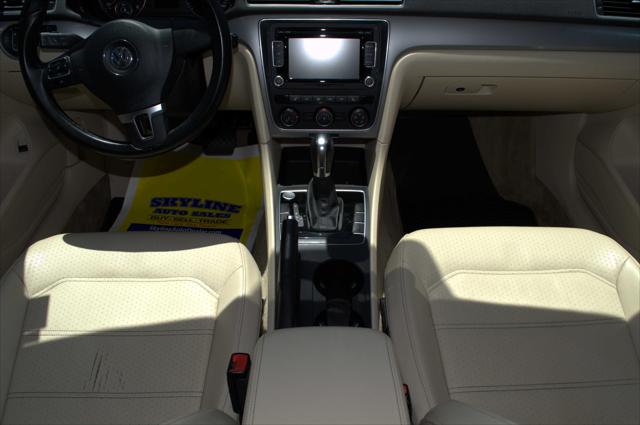 2015 Volkswagen Passat 1.8T Limited Edition