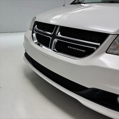 2011 Dodge Grand Caravan Crew