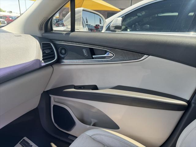 2020 Lincoln Nautilus Reserve