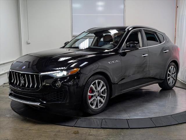 2017 Maserati Levante AWD , LUXURY PKG , STELLAR!