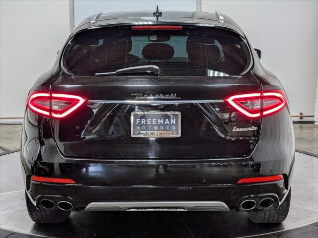 2017 Maserati Levante AWD , LUXURY PKG , STELLAR!