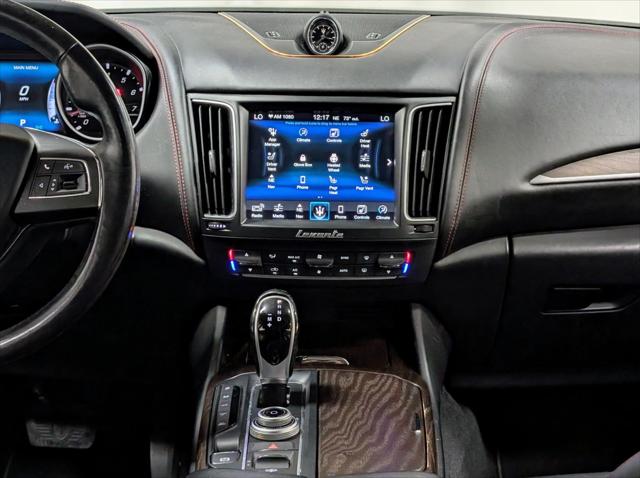 2017 Maserati Levante AWD , LUXURY PKG , STELLAR!