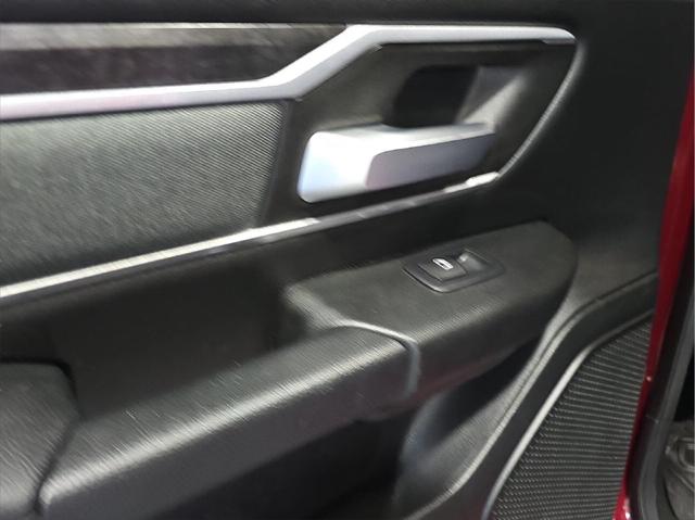 2021 Ram 1500 Big Horn Crew Cab 4x4 5'7" Box