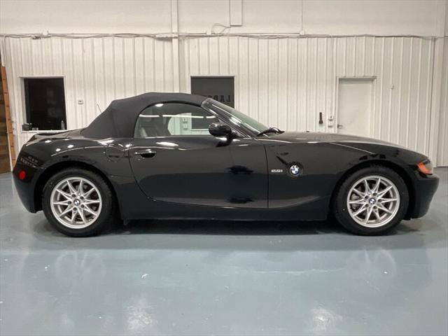 2004 BMW Z4 2.5i