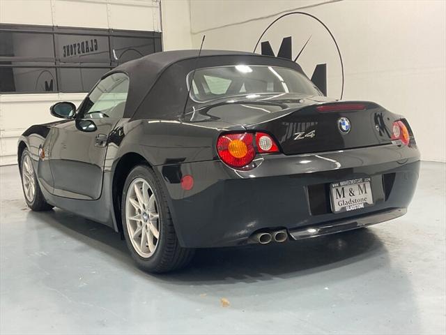 2004 BMW Z4 2.5i