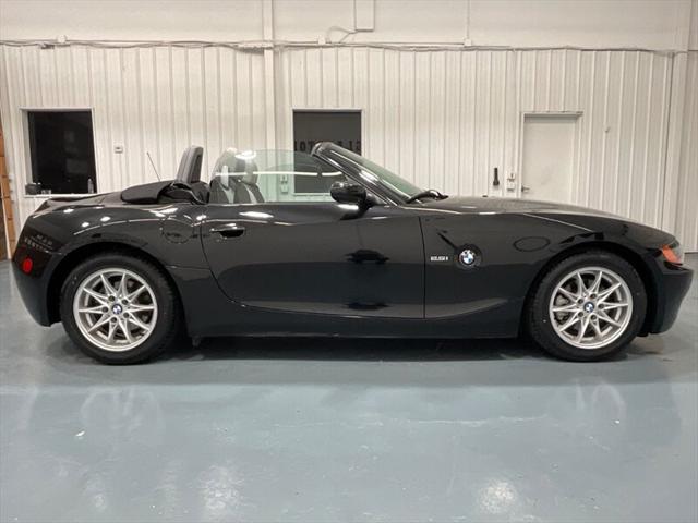 2004 BMW Z4 2.5i