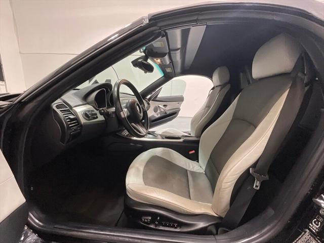 2004 BMW Z4 2.5i