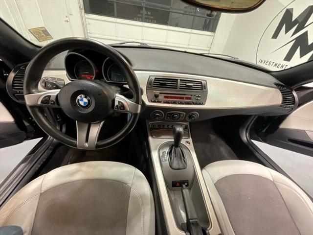 2004 BMW Z4 2.5i