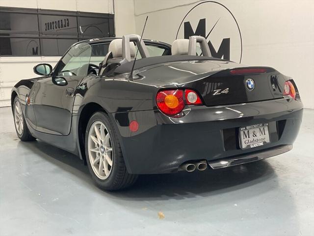 2004 BMW Z4 2.5i