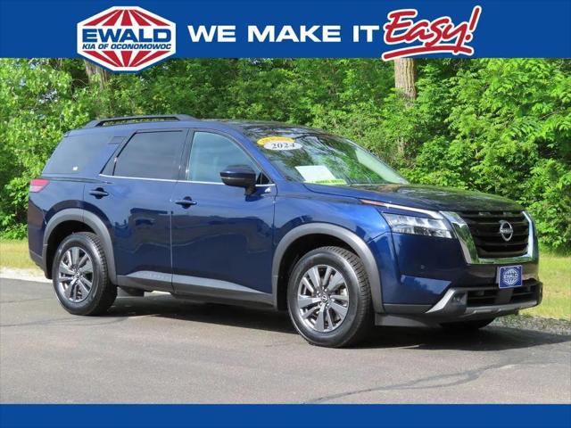 2024 Nissan Pathfinder SV for sale in Oconomowoc, WI