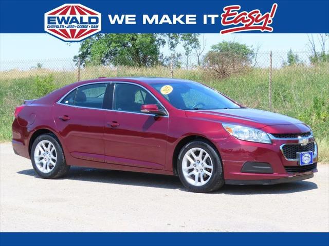 2015 Chevrolet Malibu 1LT for sale in Oconomowoc, WI