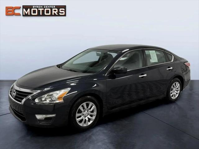 2014 Nissan Altima 2.5 S for sale in Byron Center, MI