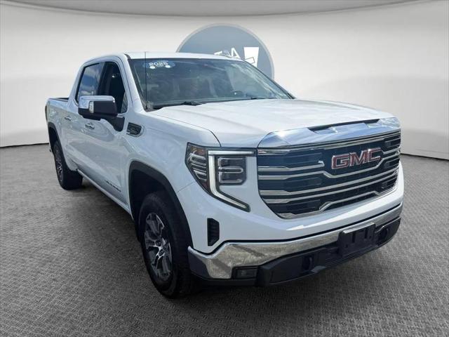 2025 GMC Sierra 1500 4WD Crew Cab Short Box SLT for sale in Murraysville, PA