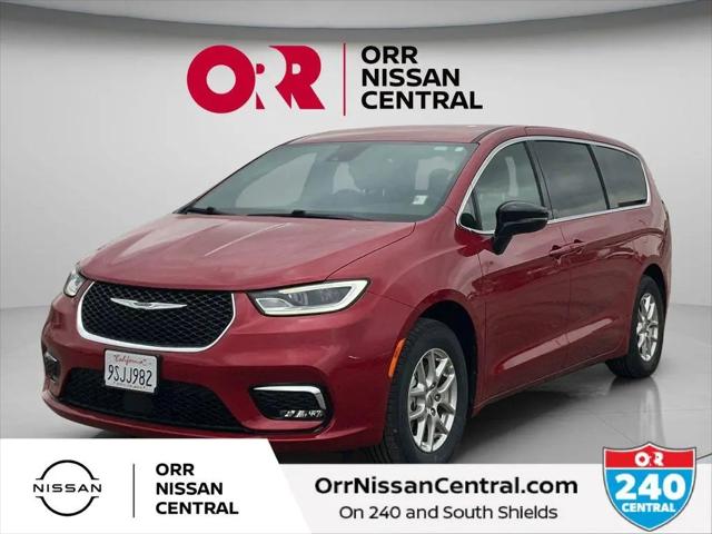 2025 Chrysler Pacifica Select for sale in Oklahoma City, OK