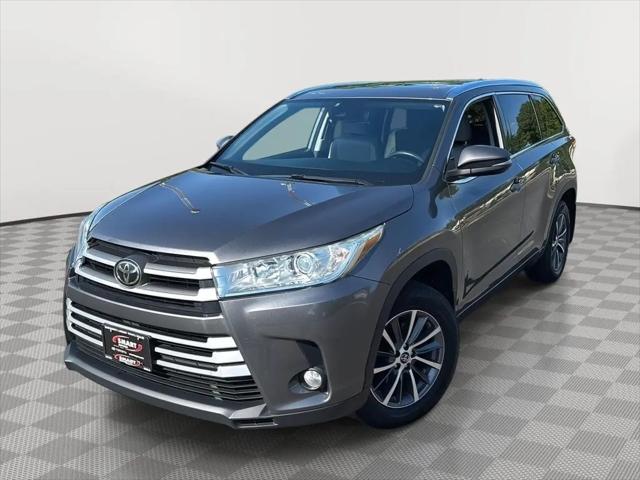 2018 Toyota Highlander XLE for sale in Madison, WI