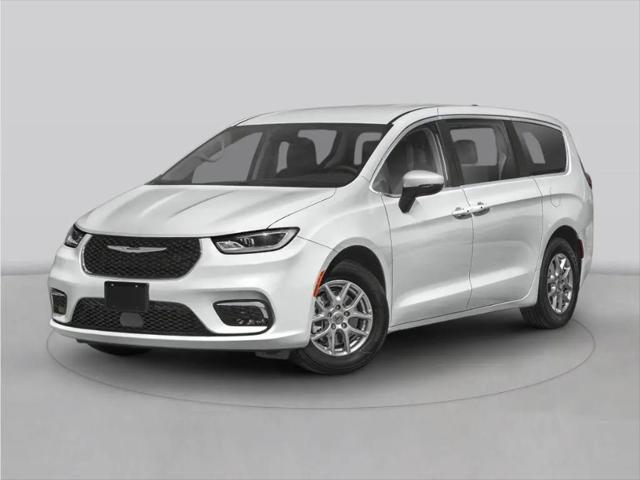 2024 Chrysler Pacifica Touring L for sale in Centralia, IL