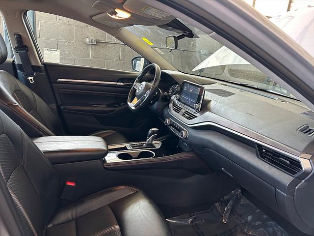 2023 Nissan Altima SR FWD