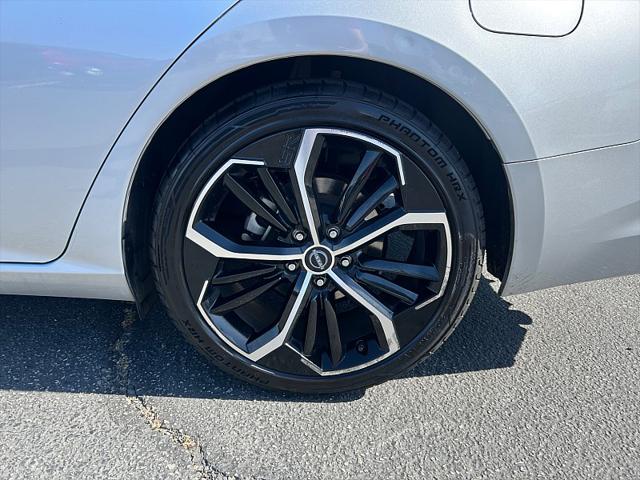 2023 Nissan Altima SR FWD