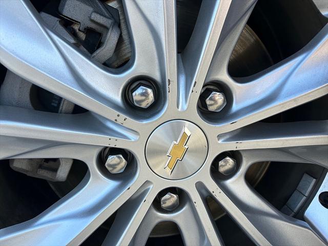 2022 Chevrolet Malibu FWD LT