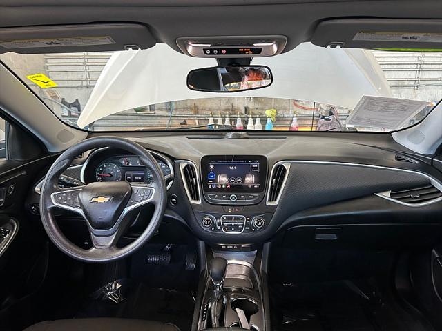 2022 Chevrolet Malibu FWD LT