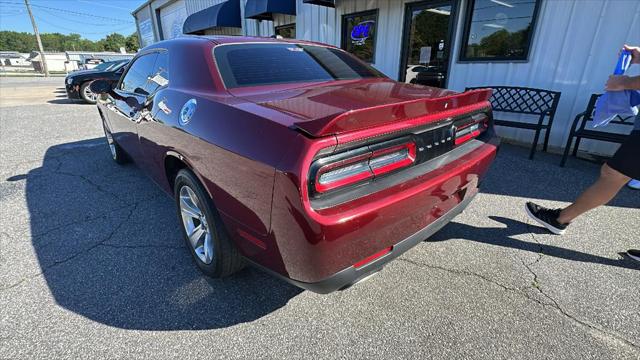 2021 Dodge Challenger SXT
