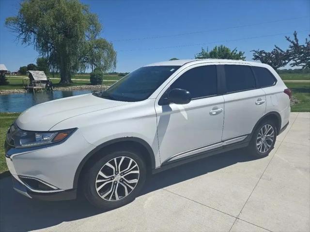 2018 Mitsubishi Outlander ES for sale in Neenah, WI