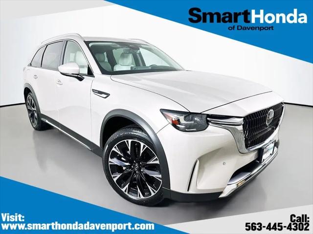 2025 Mazda X-90 Premium Plus Package for sale in Davenport, IA